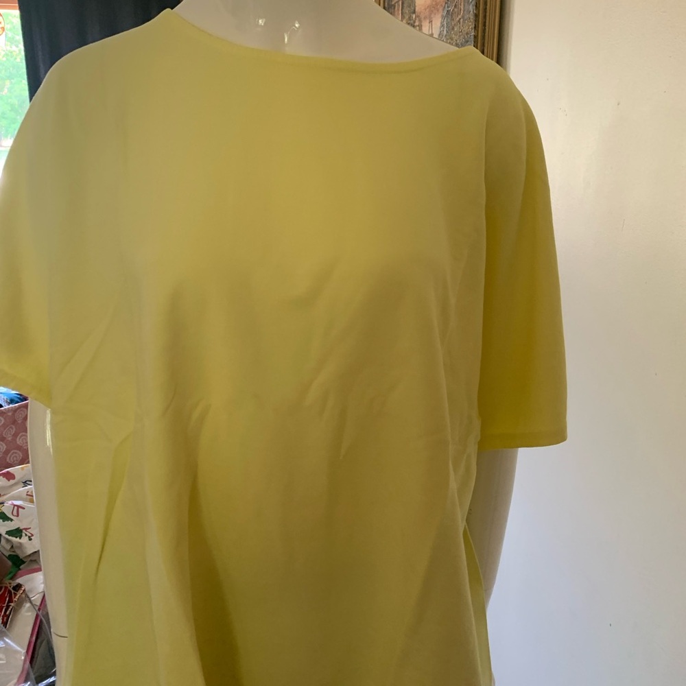 Yellow T-Shirt
PureJill
Organically Cotton